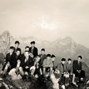 Photo590748422229_inner_23-139-858-133-54-688-882-688