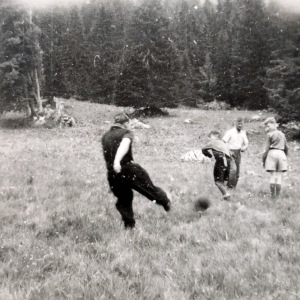 Photo590748526617_inner_96-43-629-74-98-833-588-849