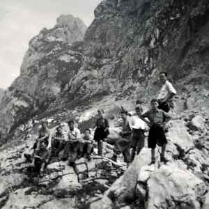 Photo590748814734_inner_152-178-894-152-152-650-894-650