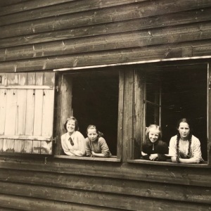 Photo590749801693_inner_123-101-521-121-123-734-521-746