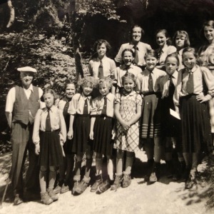 Photo590749812296_inner_82-214-519-209-69-872-536-874