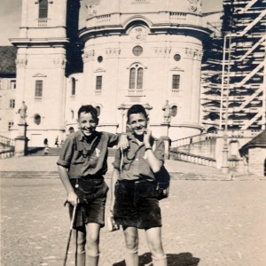 Photo590749896542_inner_164-164-571-160-149-832-626-828