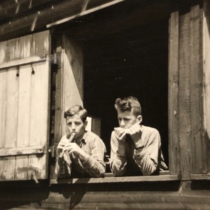 Photo590750029491_inner_79-328-659-316-84-742-673-718