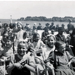 Photo593880853574_inner_66-79-972-79-42-673-984-676